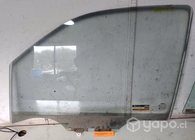 Vidrio Puerta Del Izq (NNX012) Nissan Navara LE