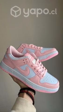 Nike dunk low pink