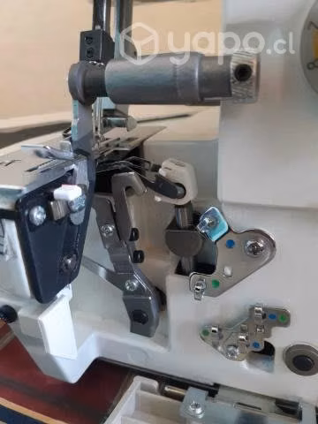 Maquina de Coser Overlock Toyota SL3335
