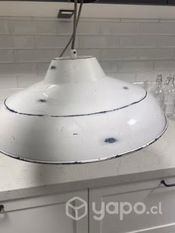 Lampara industrial blanca