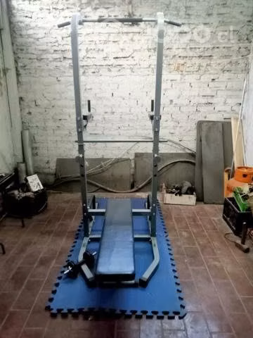 Máquina multiuso de ejercicios