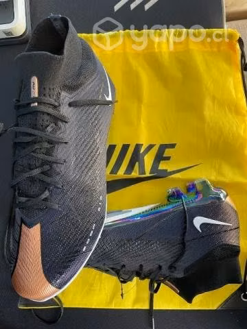 Zapatos de futbol