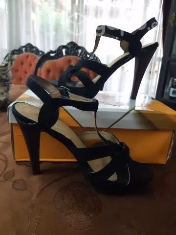 Lote de 7 pares de zapatos - Imagen 2