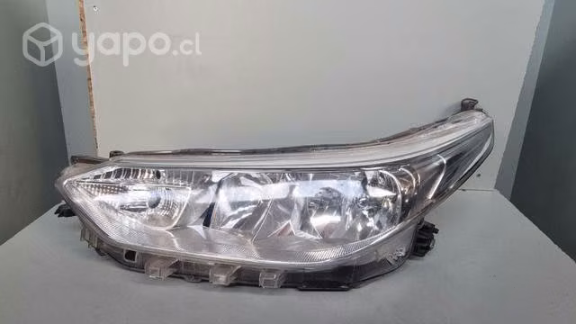 Optico Toyota yaris dmg la cisterna 23.03