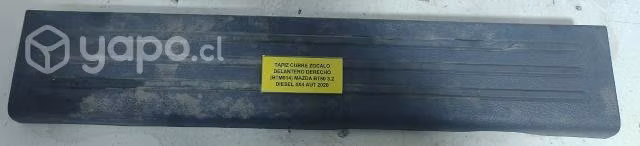 Tapiz Cubre Zócalo Delantero Derecho Mazda
