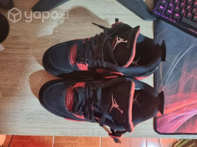 J4 red thunder