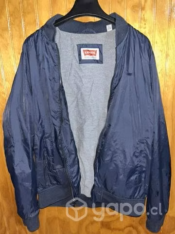 Bomber levis