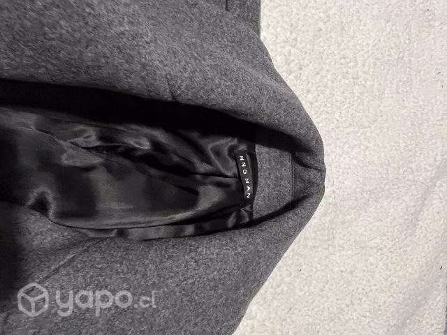 Abrigo marca Mango talla L color gris - Imagen 3