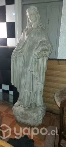 Virgen de yeso