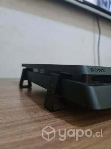 Consola ps4 slim
