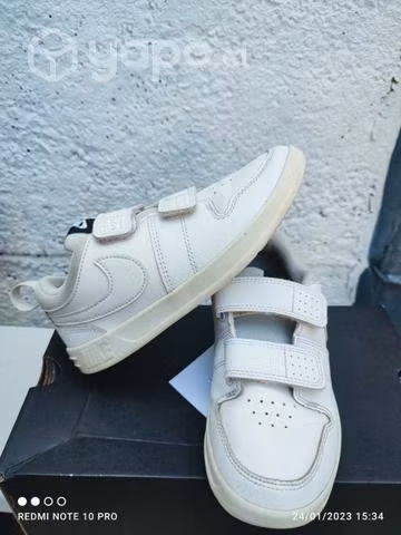 Zapatillas unisex Nike 32,5 - Imagen 4