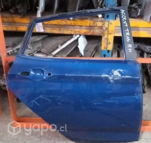 Puerta Trasera Derecha Hyundai Accent