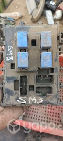 Caja fusibles interior Samsung sm3