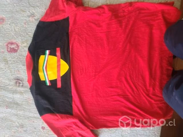 Polera Ferrari