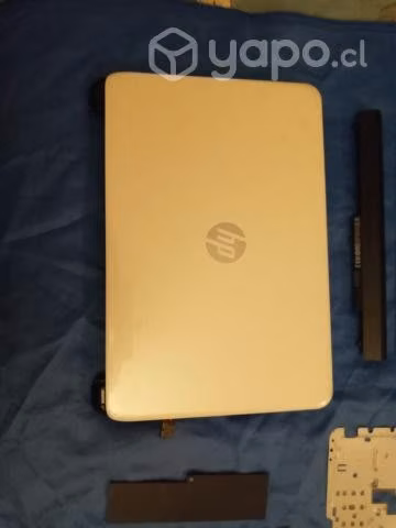 Notebook HP 14-r220ia para desarme proble disco