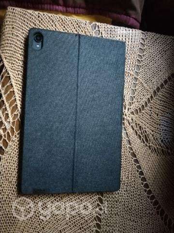 Tablet Lenovo modelo TB-J606F - Imagen 2