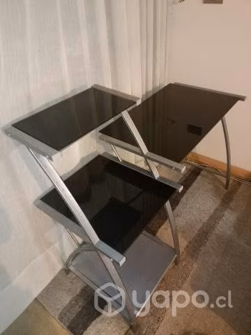 Escritorio con superficie de vidrio