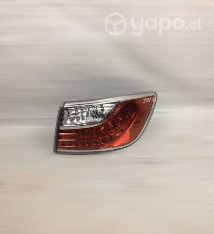 Foco trasero Rh Mazda cx