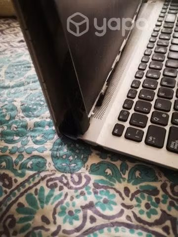 Laptop Samsung para desarme - Imagen 4