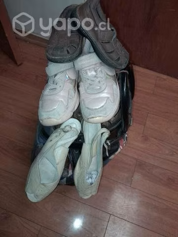 45 y más prendas de ropa y calzado