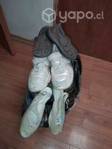 45 y más prendas de ropa y calzado