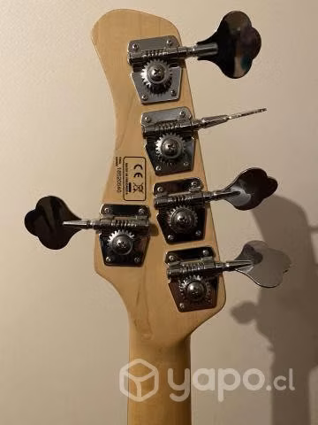 Maravilloso bajo Sire V3 de 5 cuerdas