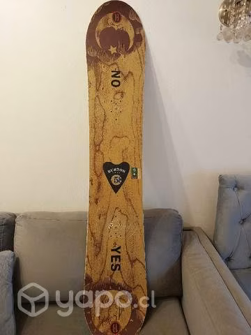 Tabla snowboard burton + botas atomic