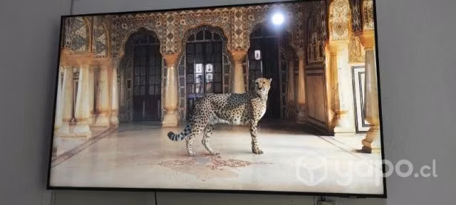 Samsung Crystal UHD 4K AU8000
