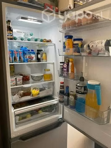 Refrigerador MIDEA como nuevo