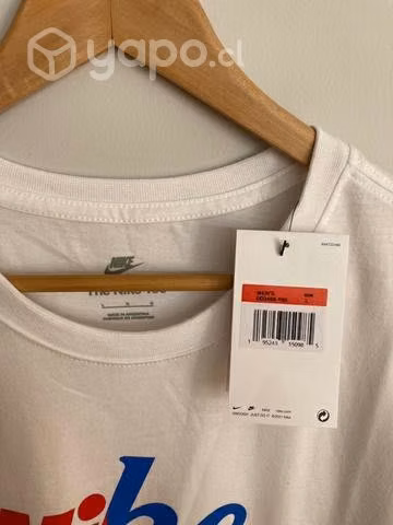 Polera Nike (talla L) - Imagen 3