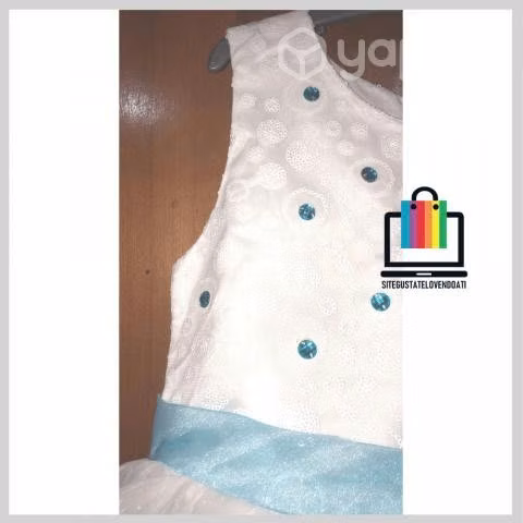 Elegante Vestido de Capas - Imagen 3