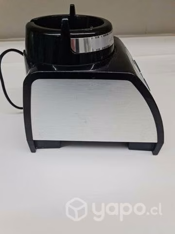 Licuadora Oster reversible (sin vaso) - Imagen 3