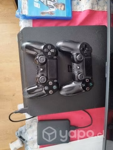 Play station 4 Slim