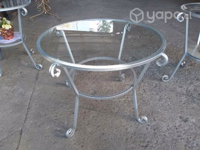 Mesa de centro y arrimos