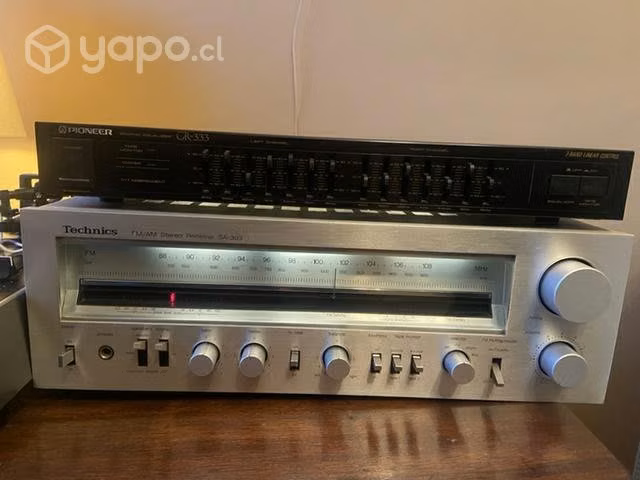 Toca disco y receiver technics al 100%joya