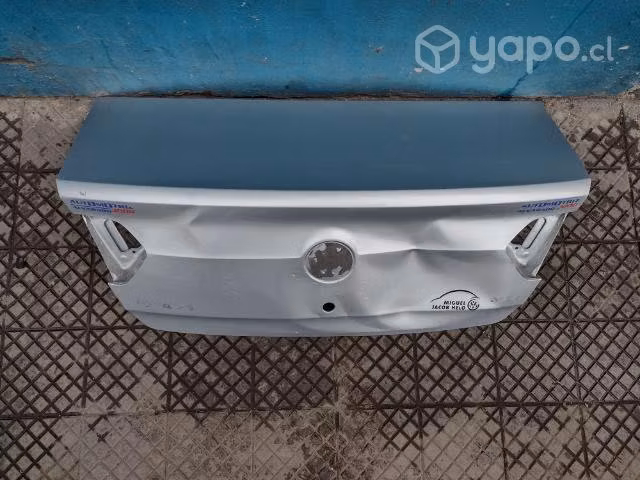 Tapa maleta Volkswagen voyage 2016-2022