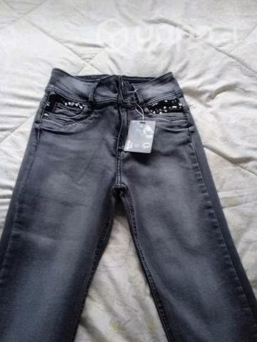 jeans nuevo