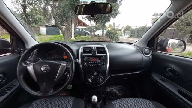 Nissan march 2017