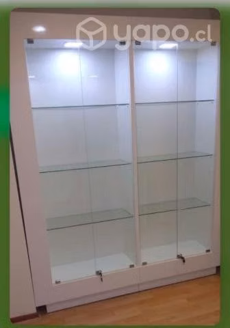 Vitrinas casi nuevas