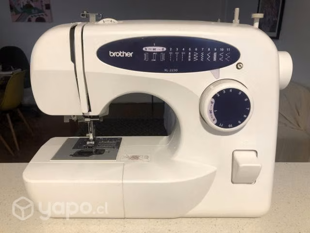 Maquina de coser BROTHER - Imagen 4