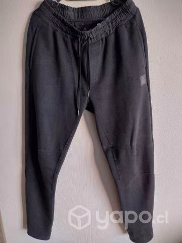 Pantalón buzo deportivo Reebok (color negro)