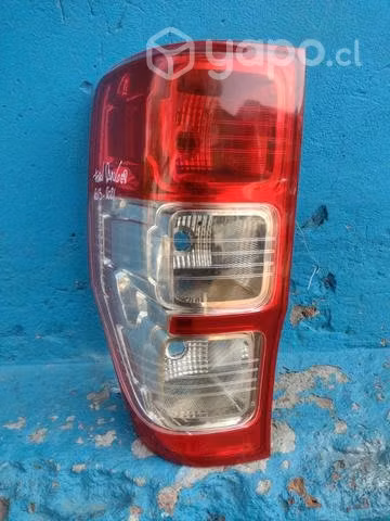 Foco trasero izq Ford Ranger 2013-2021