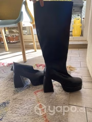 Botas ecocuero