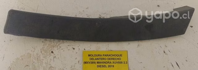 Moldura Parachoque Delantero Derecho Mahindra