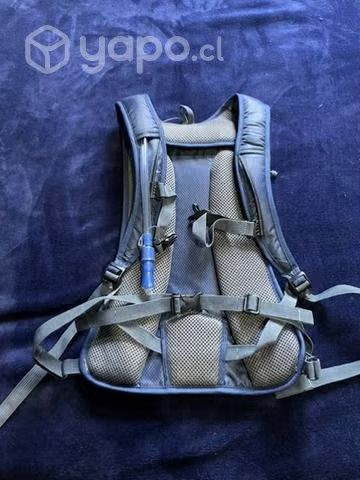 Mochila para trotar con compartimentó de agua - Imagen 2