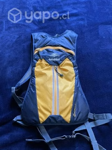 Mochila para trotar con compartimentó de agua