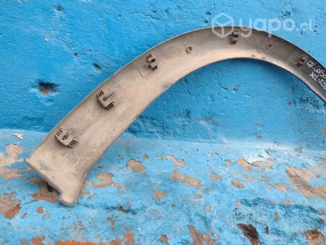 Moldura del izq Chevrolet Corsa 1998-2008 - Imagen 7