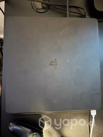 Ps4 con caja, 2 mandos y un juego