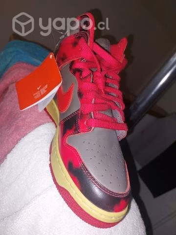 Jordan 1 mid originales