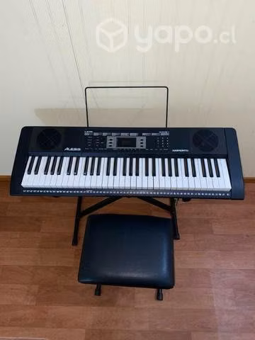 Teclado musical Alesis